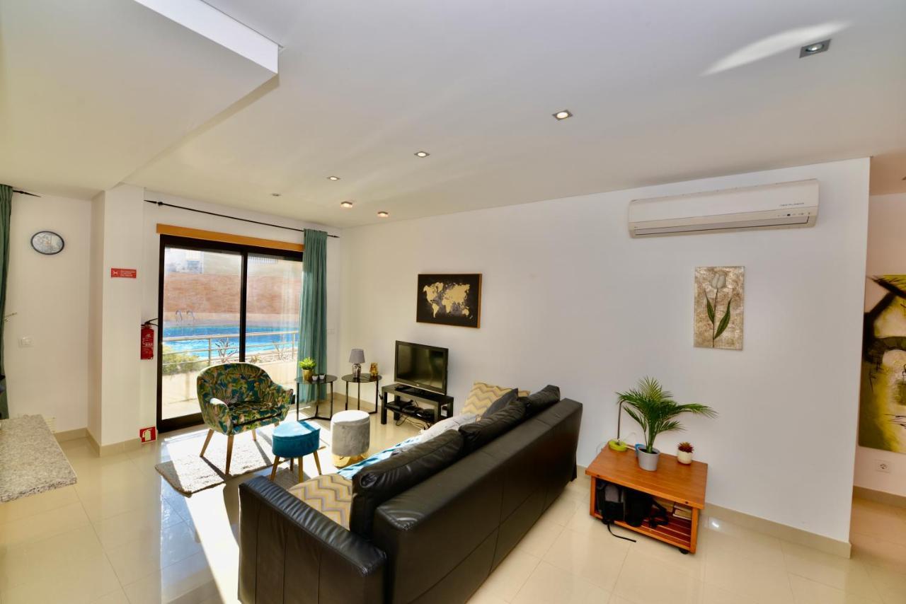 Silver - Apartment For 4 Guests 150M From Beach São Martinho do Porto Esterno foto