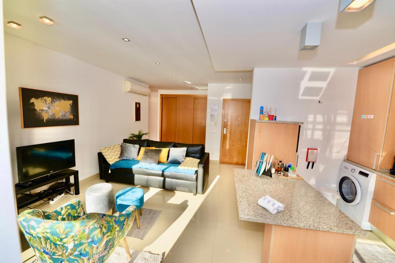 Silver - Apartment For 4 Guests 150M From Beach São Martinho do Porto Esterno foto