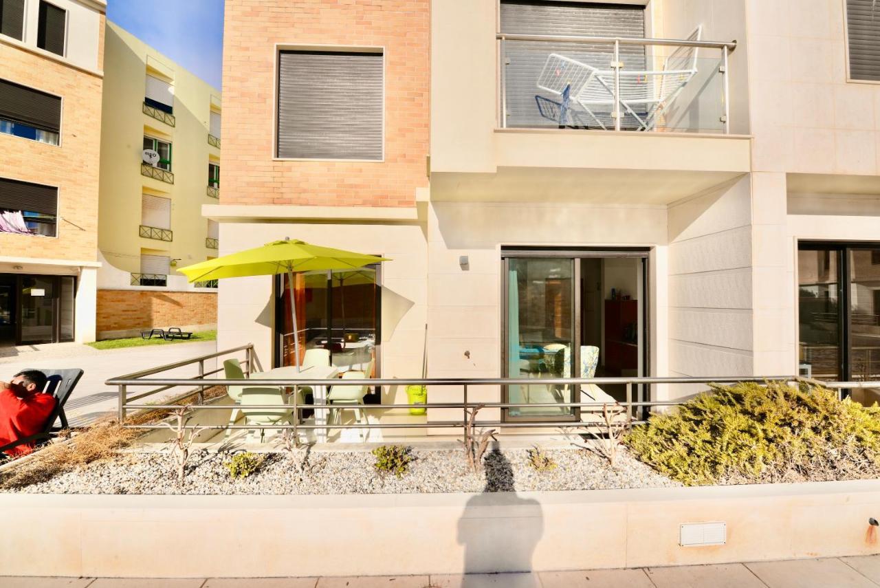 Silver - Apartment For 4 Guests 150M From Beach São Martinho do Porto Esterno foto