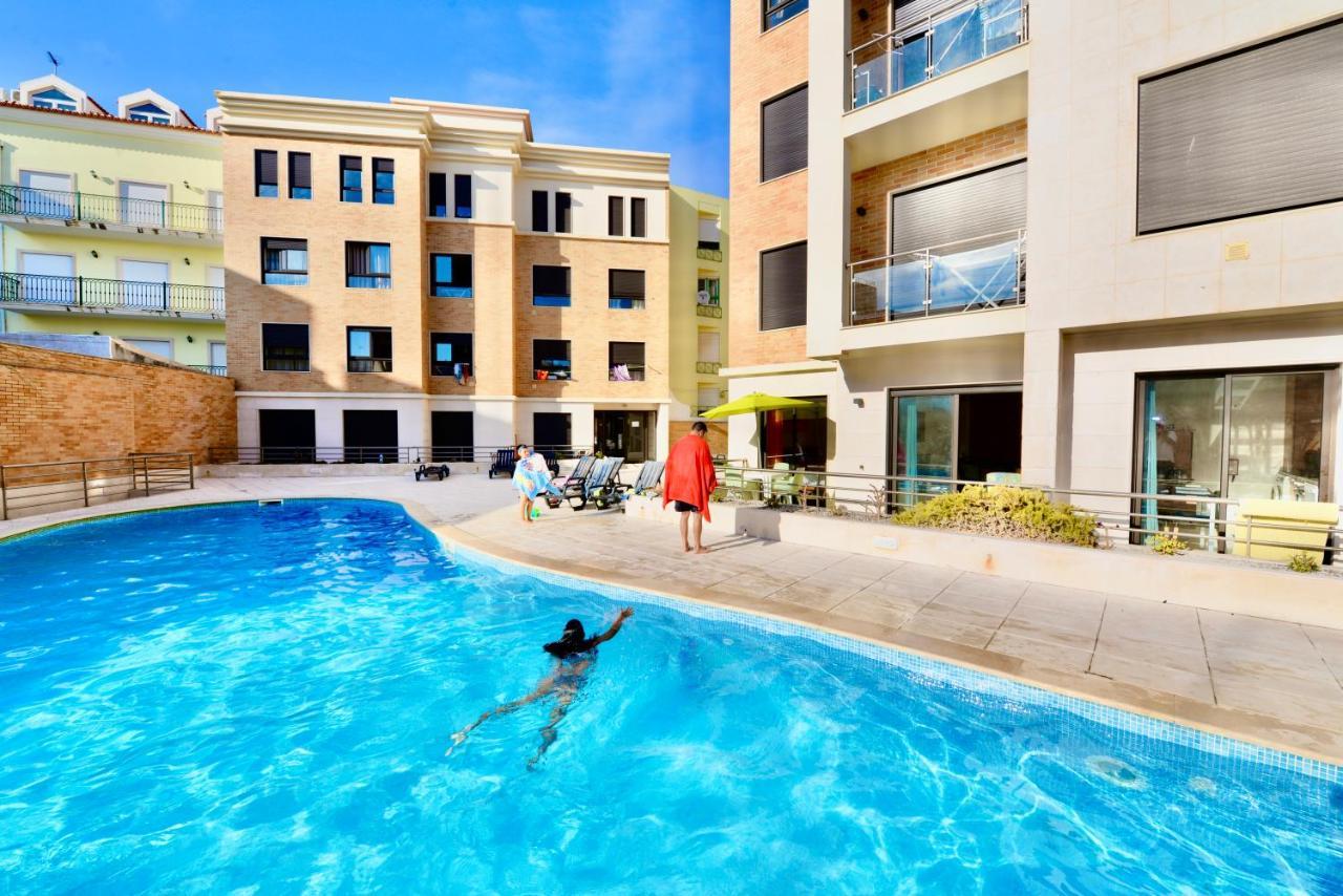 Silver - Apartment For 4 Guests 150M From Beach São Martinho do Porto Esterno foto